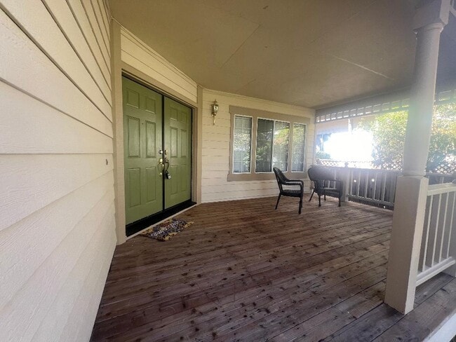 5016 Perry Way