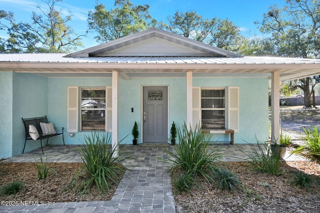 Building Photo - 133 Cll Menendez