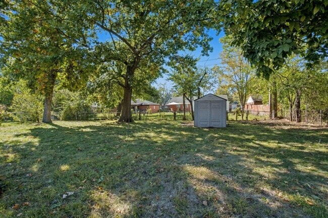 Photo - 83 Brookhaven Dr