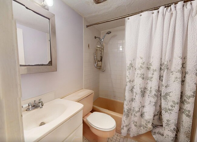 Photo - 280 Corey Rd