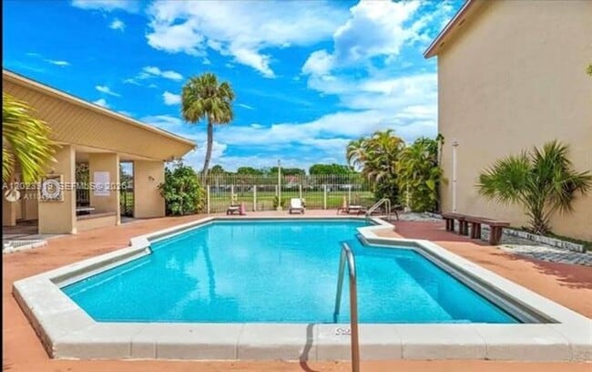 Photo - 341 W Park Dr Unit 341 W Park Dr # 103-15