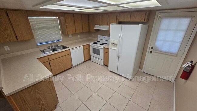 Photo - 4917 Malibu Ct