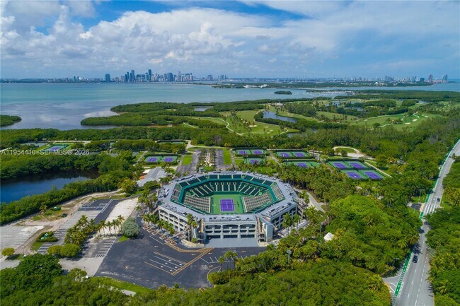 Photo - 201 Crandon Blvd Unit 432