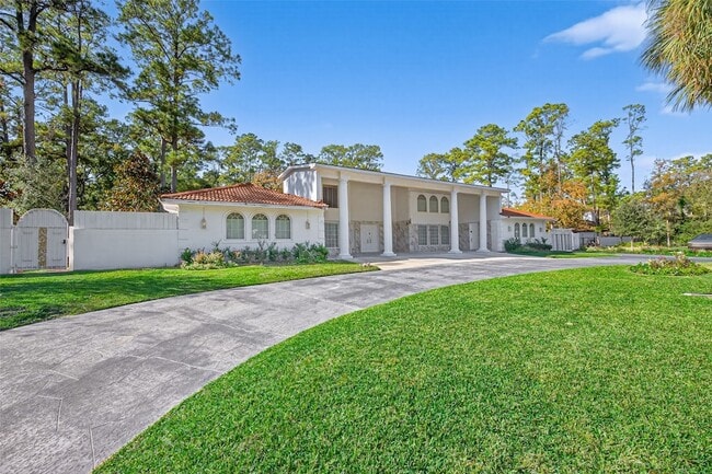 Building Photo - 24 Windermere Ln