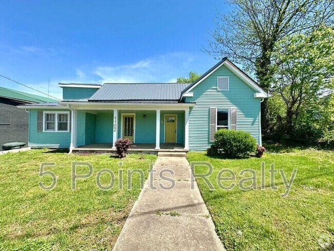 Building Photo - 1102 Batts Blvd Rental