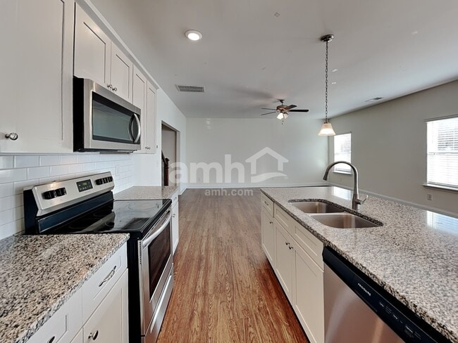 Photo - 1467 Persimmon Trce