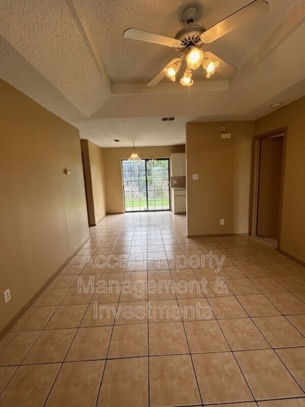 Photo - 1201 W Carmen Ave Unidad 2