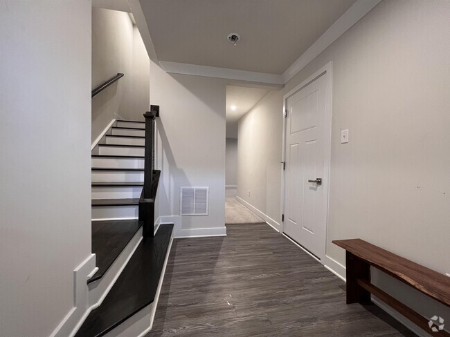 Building Photo - 217 Stonehurst Dr Rental