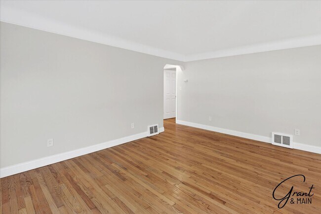 Photo - $1,350 - 3 Bed / 1 Bath  Home