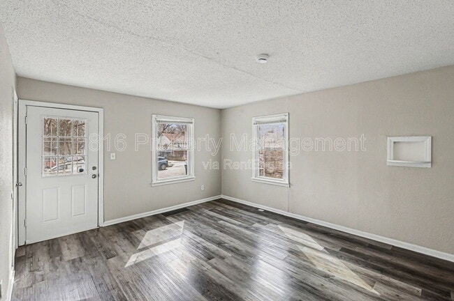 Photo - 7036 Bellefontaine Ave