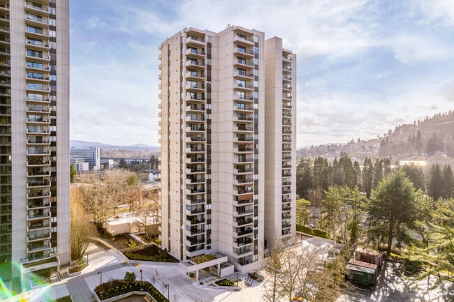 Exterior - Madison Tower Apartments