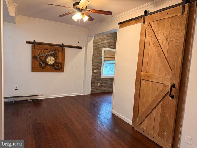 Photo - 82 Linvale Rd