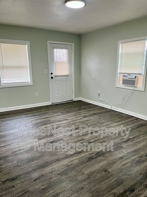 Photo - 6656 Bales Ave