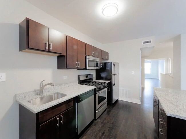 Building Photo - 3251 N Damen Ave Unit 2N