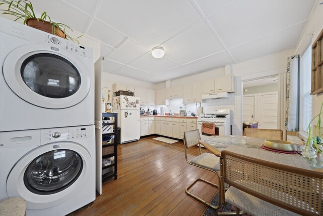 Photo - 36 Walnut St Unit 1