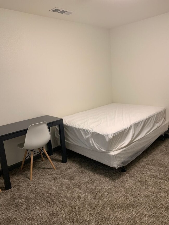 Photo - The Towers at Pink Hill