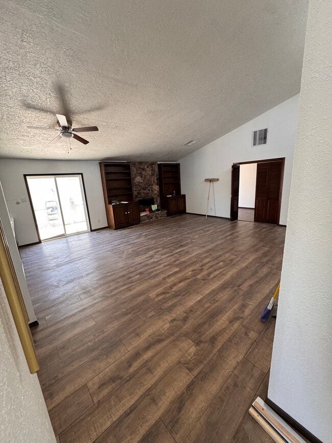 Photo - 12204 Menaul Blvd NE Unit A