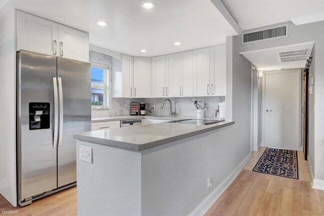 Photo - 2 br, 2 bath Condo - 508 Monaco K