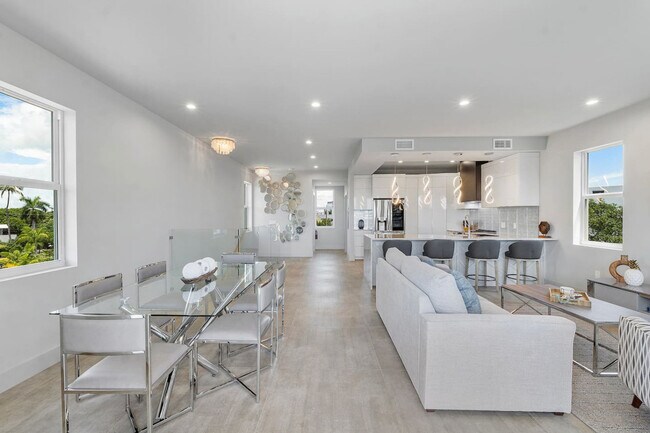 Photo - 99 Seaside Ave Unit ID1369663P