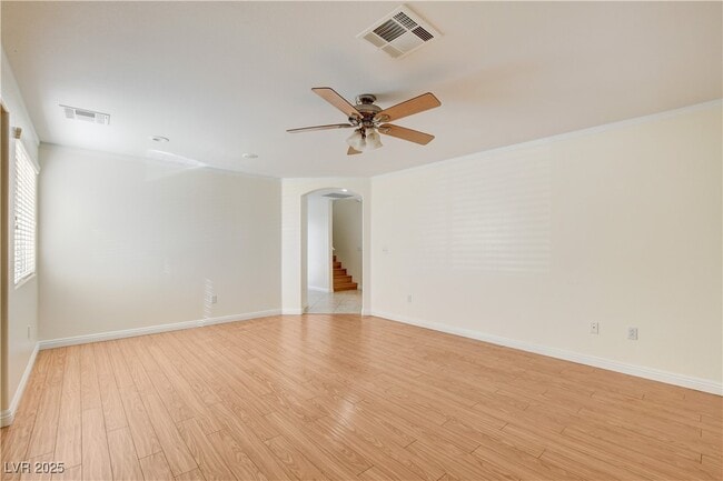 Photo - 8233 Amphora St