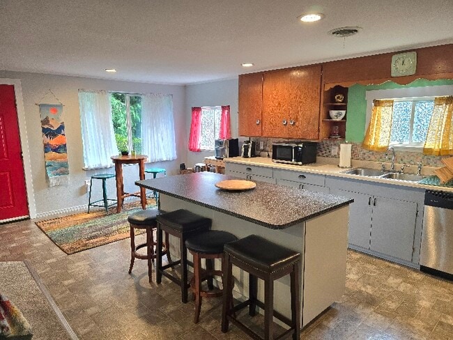 Photo - 5219 Noon Rd