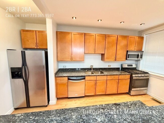 Photo - 5228 S Ingleside Ave Unit 1B