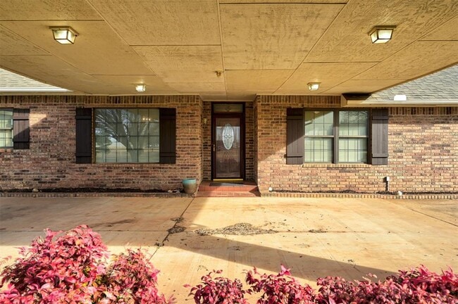 Photo - 7201 NW 150th St