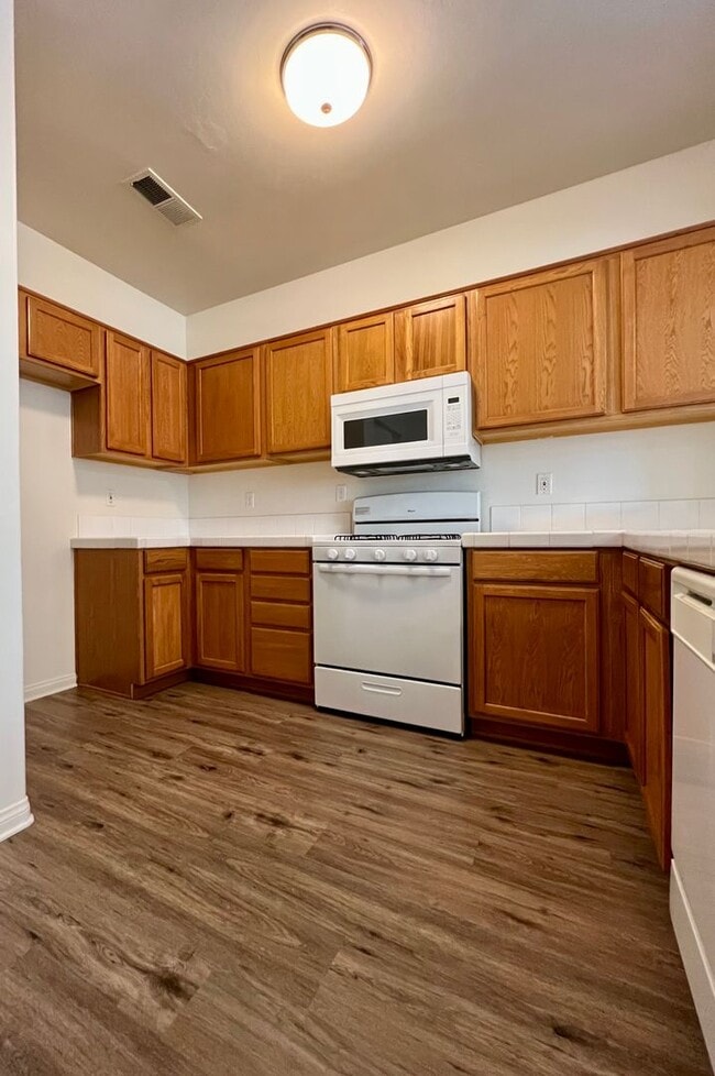 Photo - 708 Meadow Grove Ct Unit A