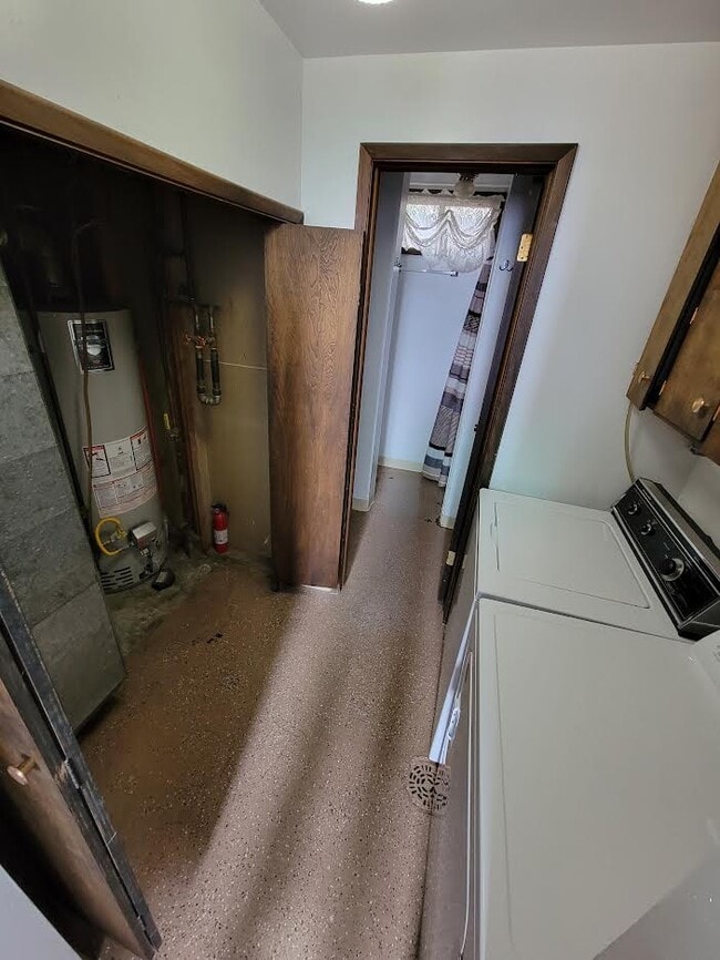 Photo - 9917 N Waikiki Rd