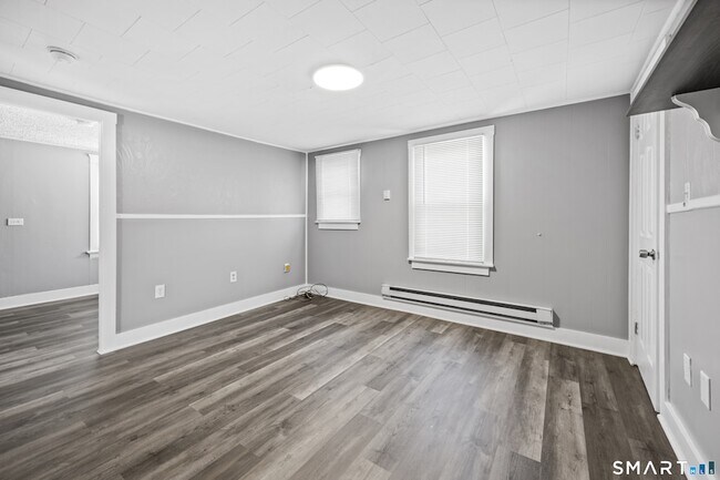 Photo - 62 Edgewood Rd