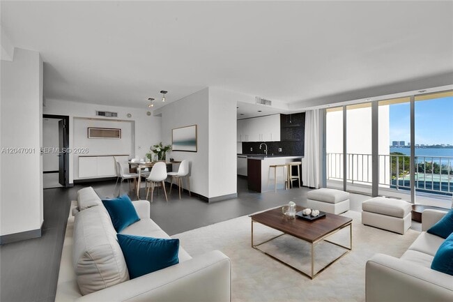 Building Photo - 11111 Biscayne Blvd Unit 9B(928)