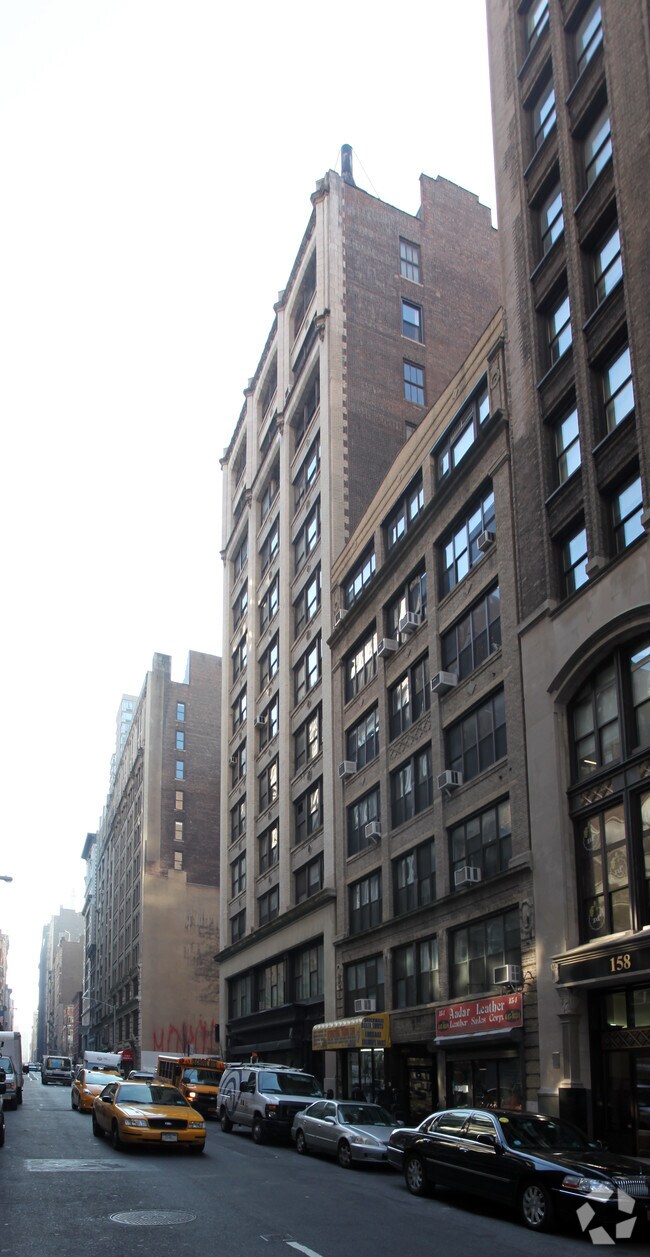 Photo - 144-152 W 27th St