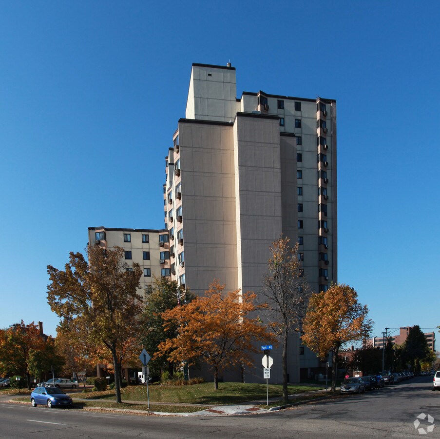 Photo - Park Apartments