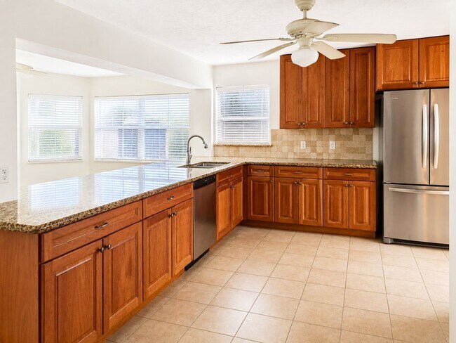 Photo - 2022 Southgate Blvd