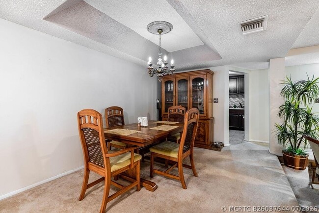 Photo - 3680 Inverrary Dr Unit 1v