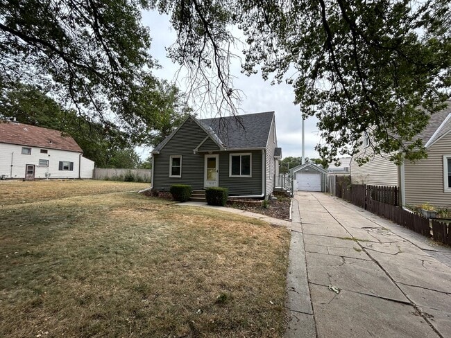 Photo - 3335 P St