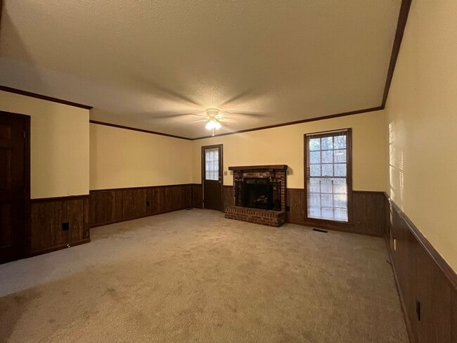 Photo - Dual Suites! Spacious 2BR, 2.5BA Townhome Near NCSU!