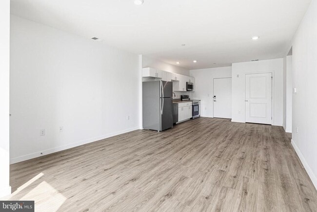 Photo - 915 N Broad St Unit 304