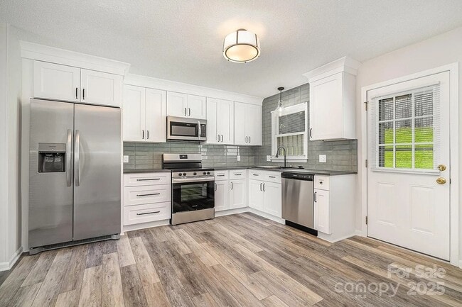 Photo - Fully Remodeled | 2BR/1.5BA Condo | Willowbrook Unit 434 Stoneycreek Ln