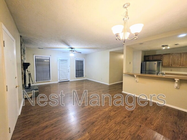 Photo - 1861 Tryon Dr Unidad 3
