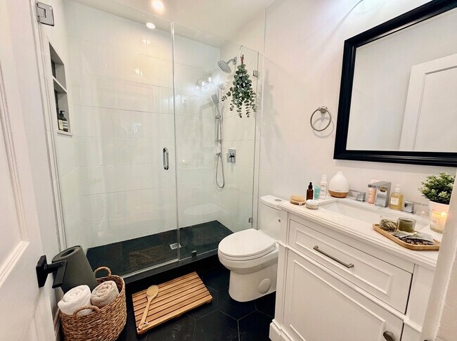 Photo - 24 Dawes St Unit 1