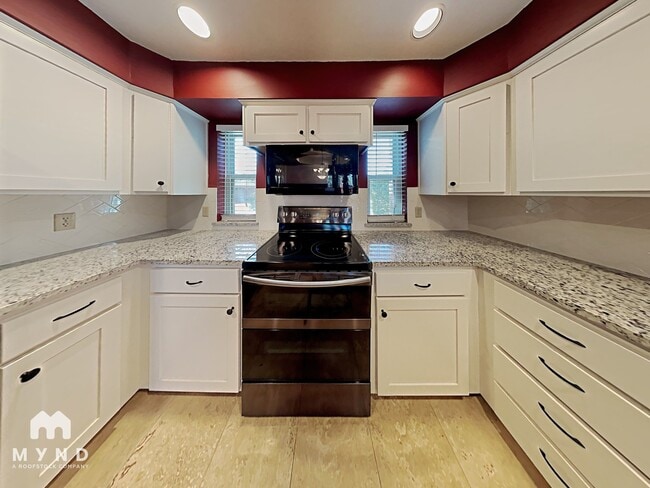 Photo - 1607 Boardwalk Ct