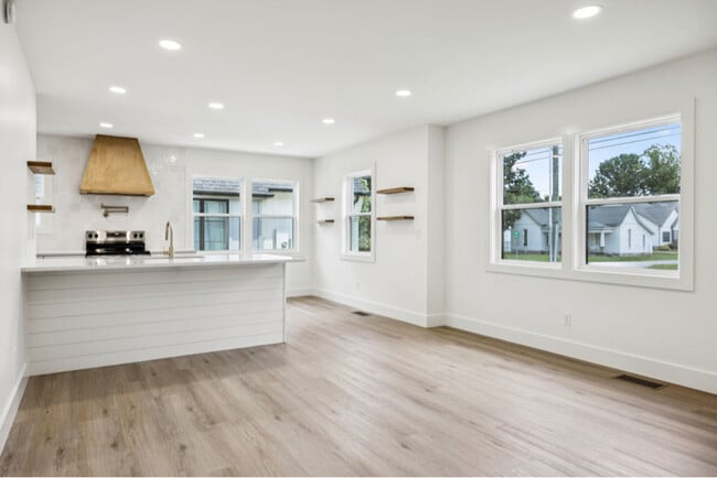 Photo - 1332 Columbia Ave