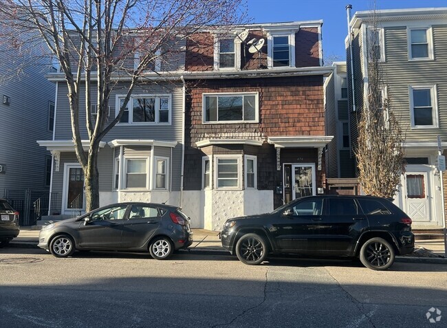 Building Photo - 474 E 7th St Unit 1 Rental