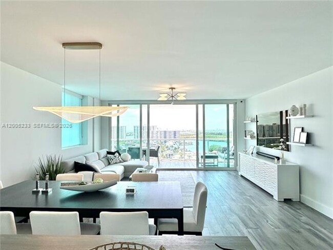Photo - 400 Sunny Isles Blvd Unit 400 Sunny Isles Blvd # 1708