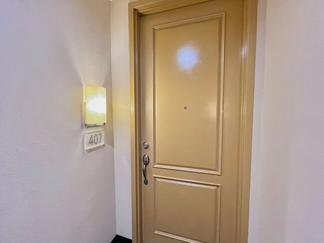 Photo - Spacious 2 Bedroom High-Rise Condo with Resort-Style Amenities & Oversized Balcony Unidad 407