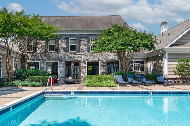 Photo - Belmont Station