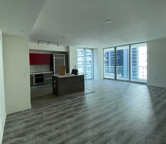 Building Photo - 1100 S Miami Ave Unit 2010 Rental