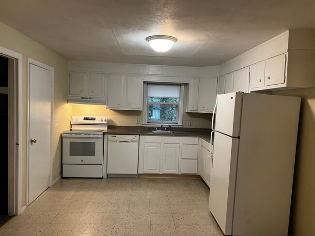 Photo - 70 Lorchris St Unit 9