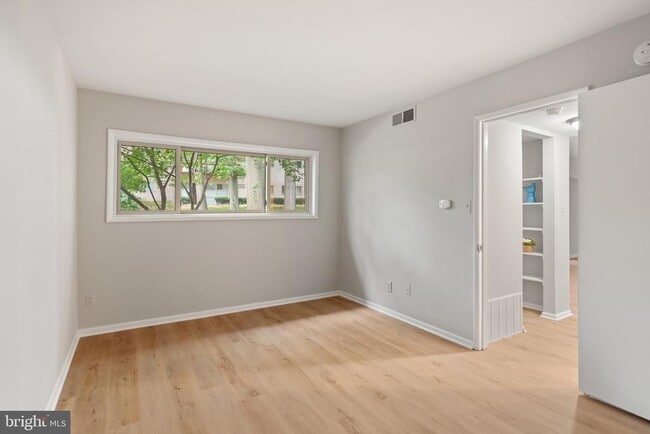 Photo - 4367A Americana Dr